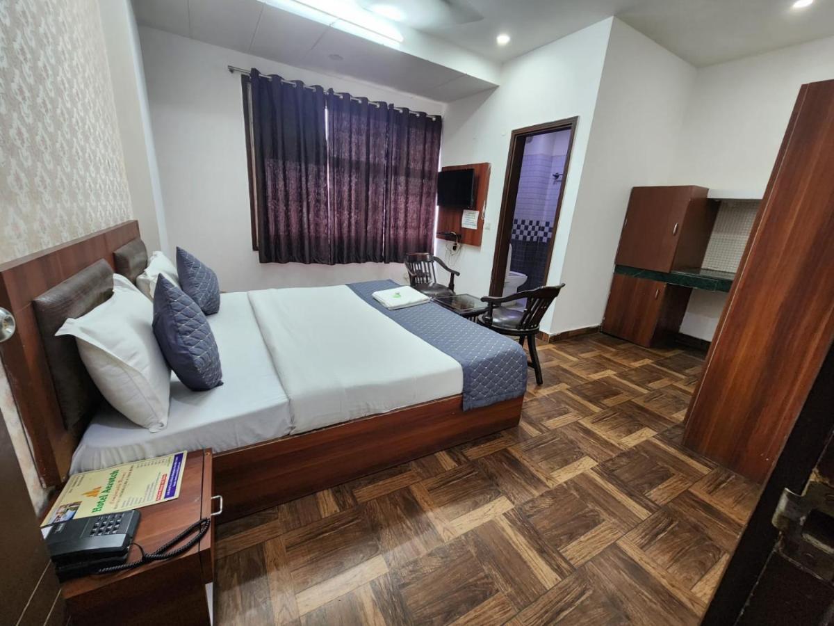 Hotel Clayton Near Igi Airport Delhi New Delhi Eksteriør billede